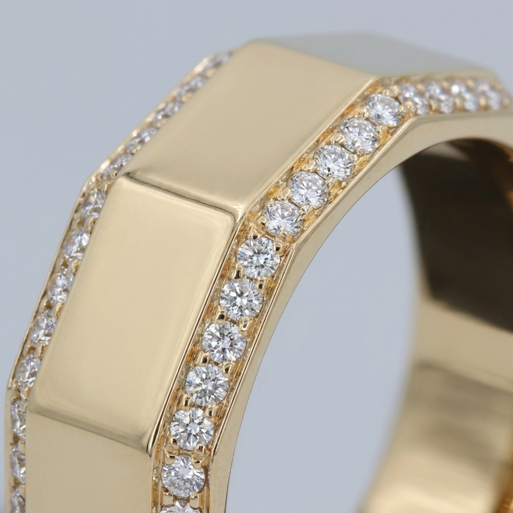 The Meridian Diamond-Edge 6mm Wedding Band in 14K Yellow Gold
